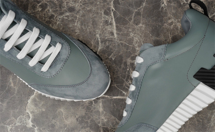 H**me5 Sneaker