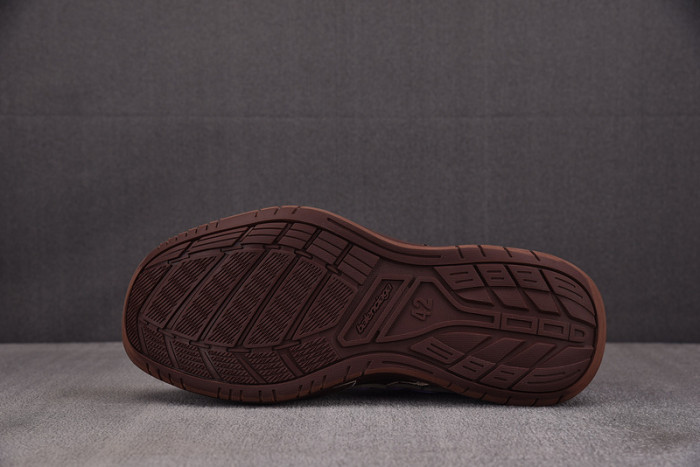 BLCG Hamptons Worn-out Sneaker 841765 WCURS 2050