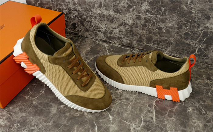 H**me5 Sneaker