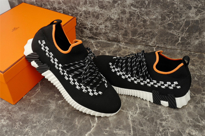 H**me5 Sneaker