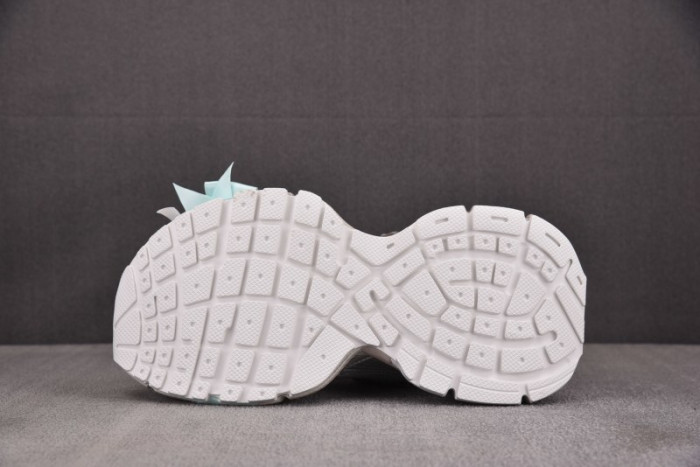 BLCG 3XL SNEAKER 932994 WTSAX 0210