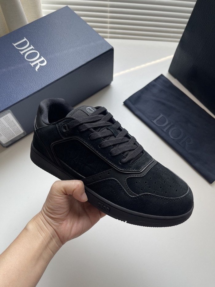 D10R B27 Sneaker