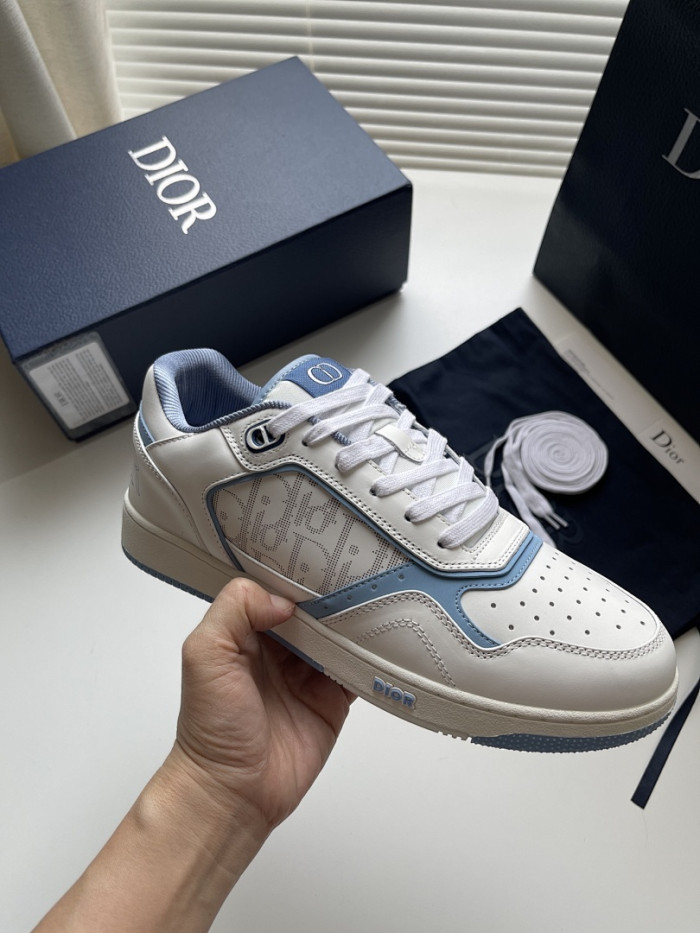 D10R B27 Sneaker