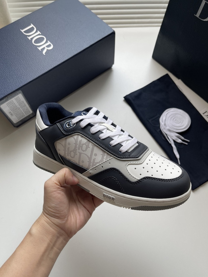 D10R B27 Sneaker