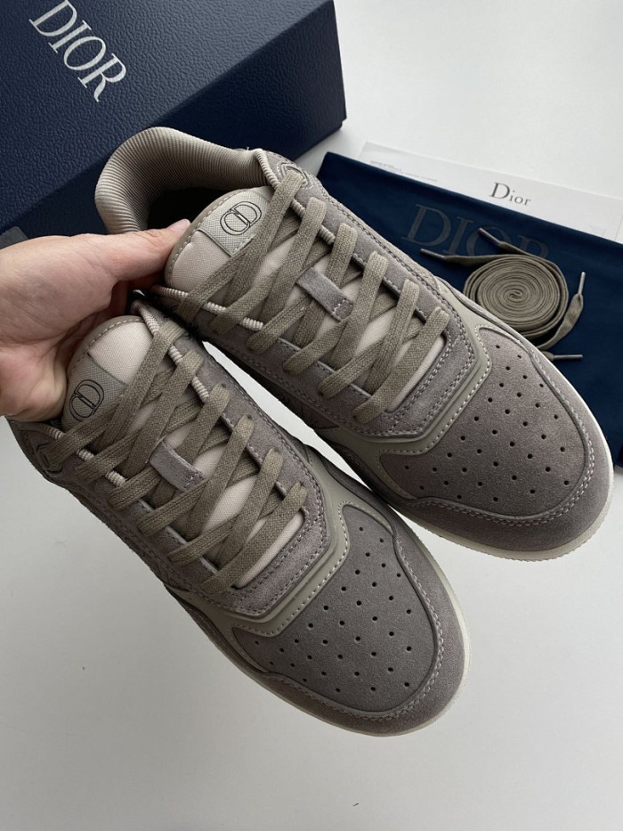 D10R B27 Sneaker