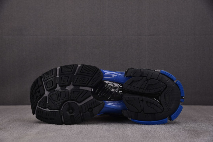 BLCG Runner Sneaker 772774 WRNMT 3105