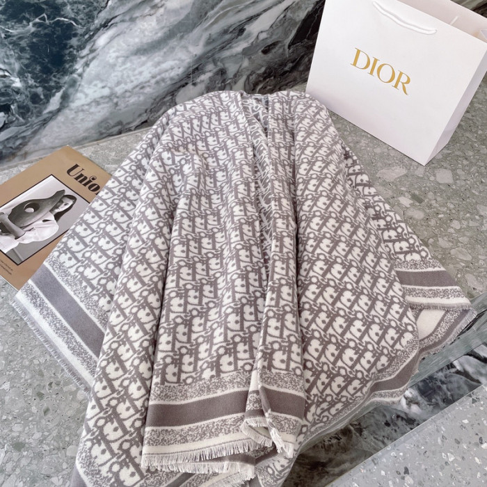 D10R SCARF
