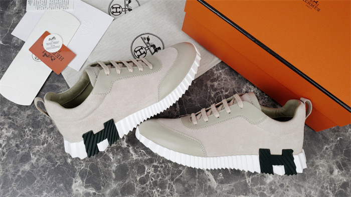 H**me5 Sneaker