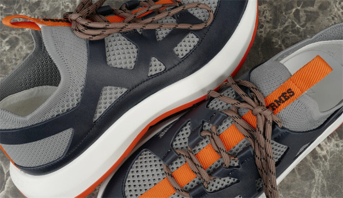 H**me5 Sneaker