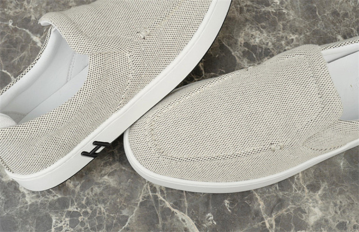 H**me5 Sneaker