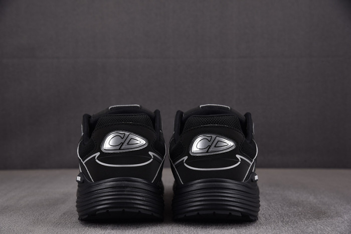 D10R B30 SNEAKER