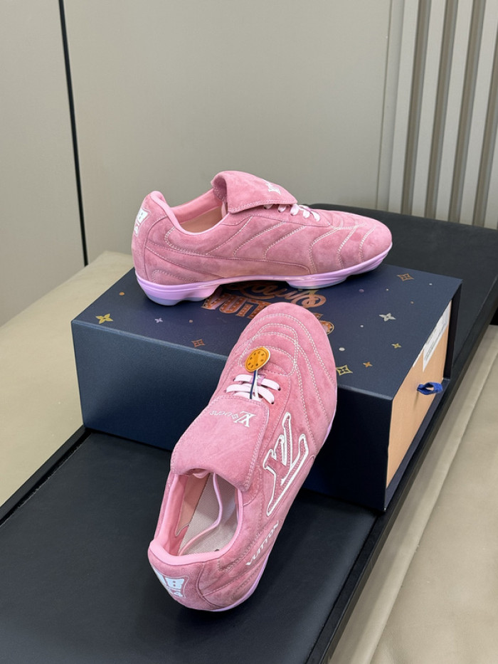 Lou1su1tt Footprint Soccer Pink