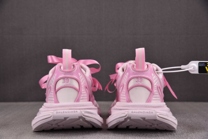 BLCG 3XL SNEAKER 734731 W3XSB 5000