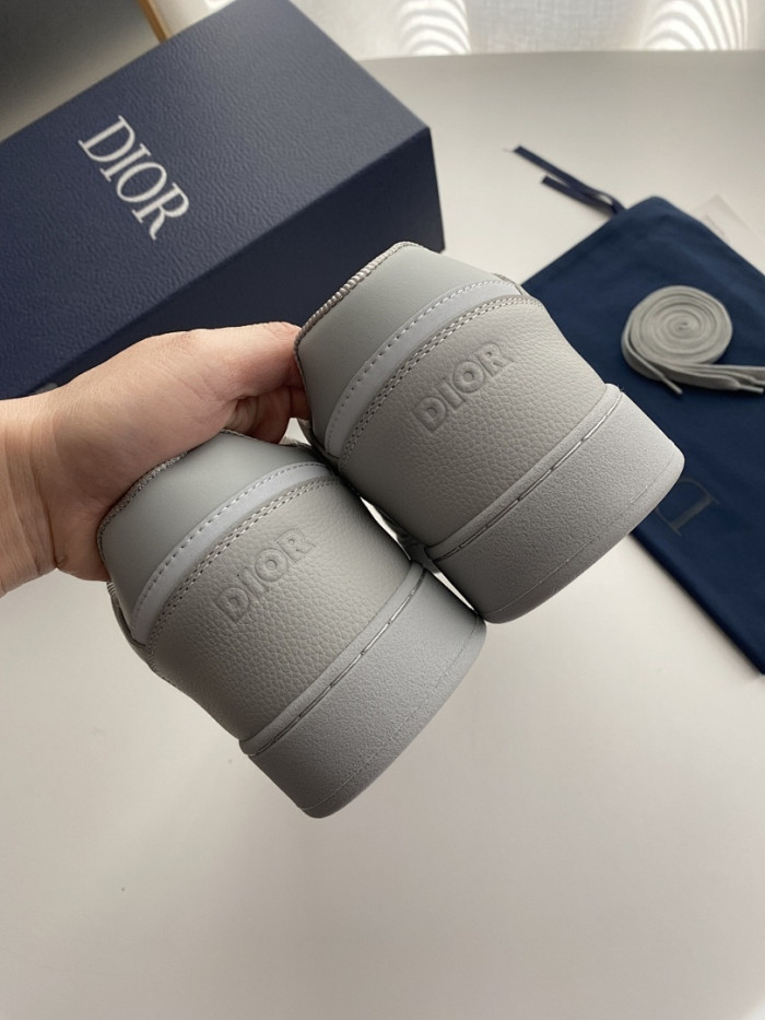 D10R B27 Sneaker