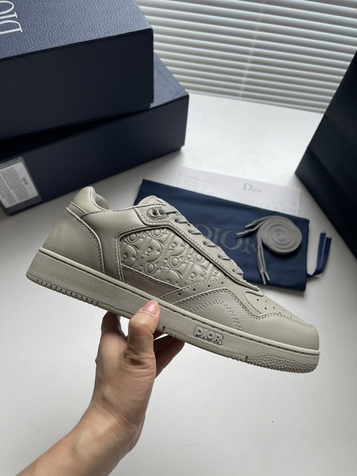 D10R B27 Sneaker