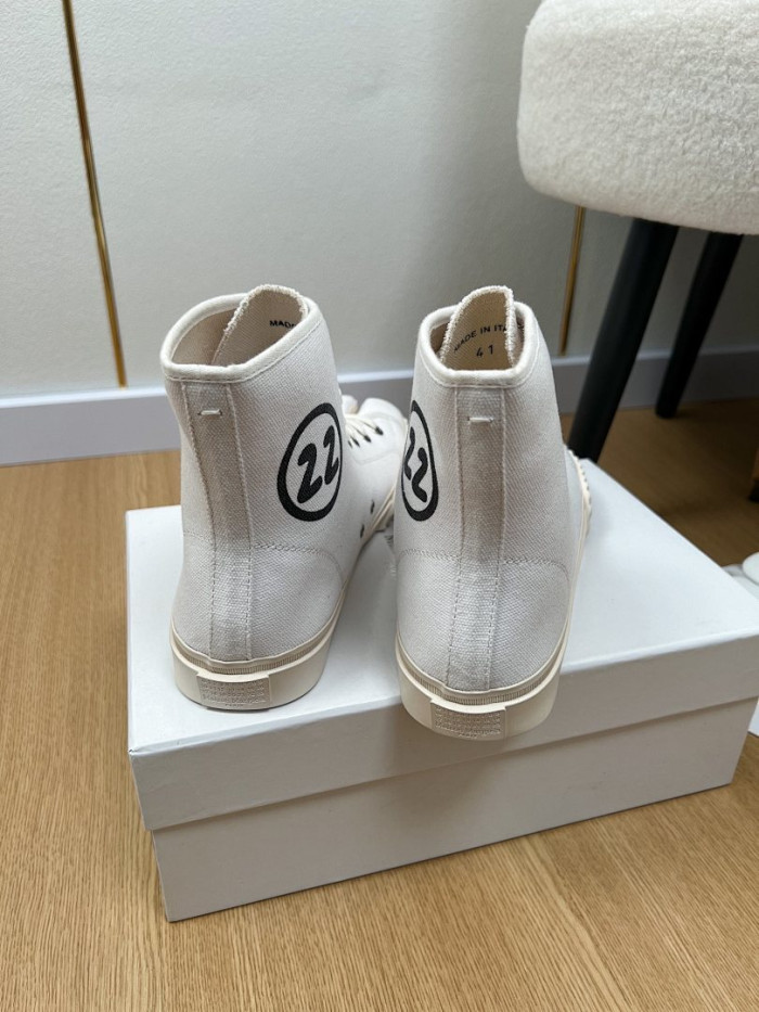 Ma1s0n Marg*e1a Tabi High Top