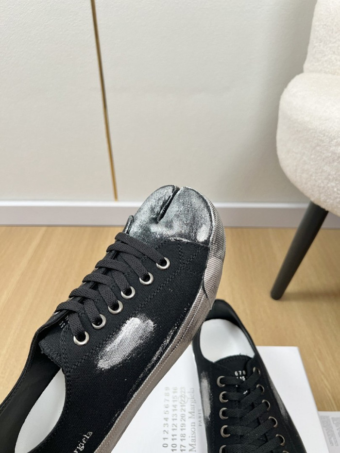 Ma1s0n Marg*e1a Tabi Low Top