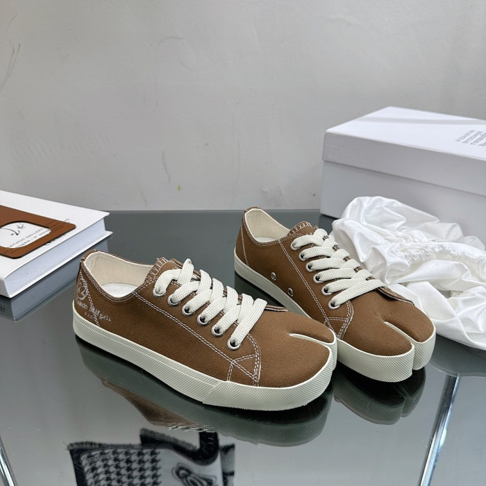 Ma1s0n Marg*e1a Tabi Low Top