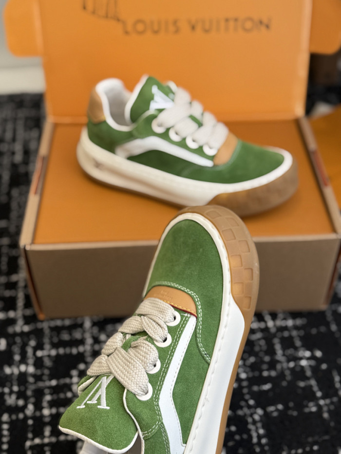 Lou1su1tt Tilted Sneaker