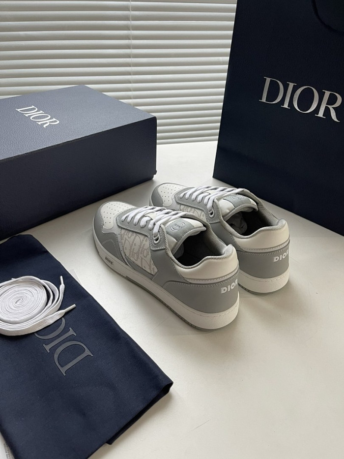 D10R B27 Sneaker