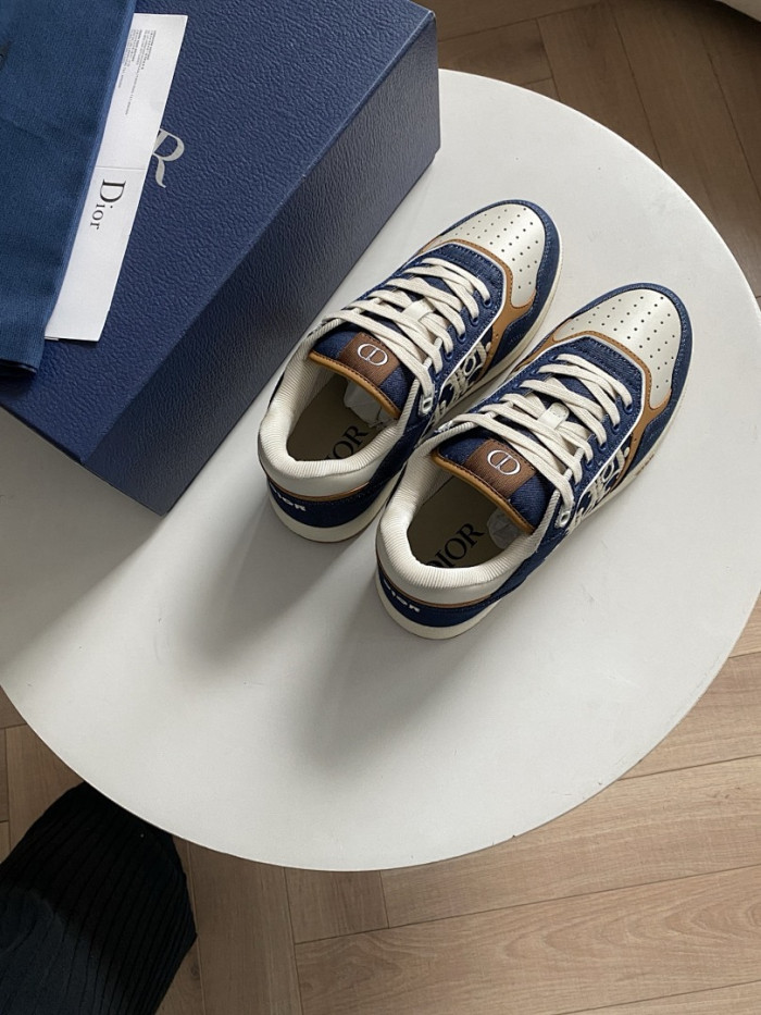 D10R B27 Sneaker