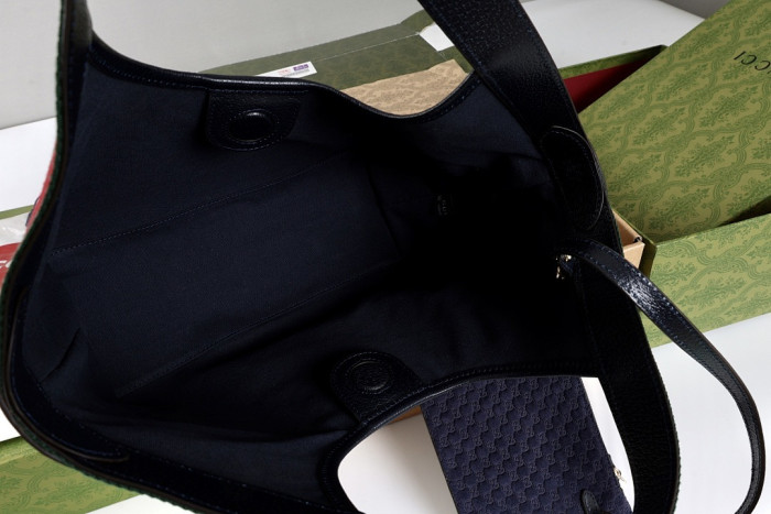 Gu66 BAG 33x28x13cm