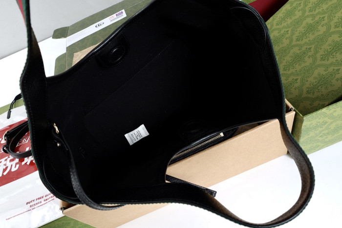 Gu66 BAG 33x28x13cm
