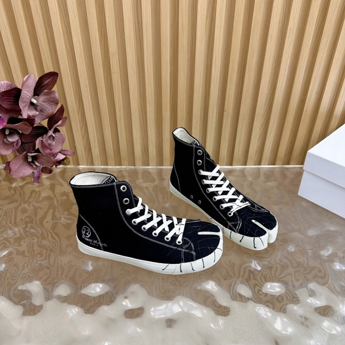 Ma1s0n Marg*e1a Tabi High Top