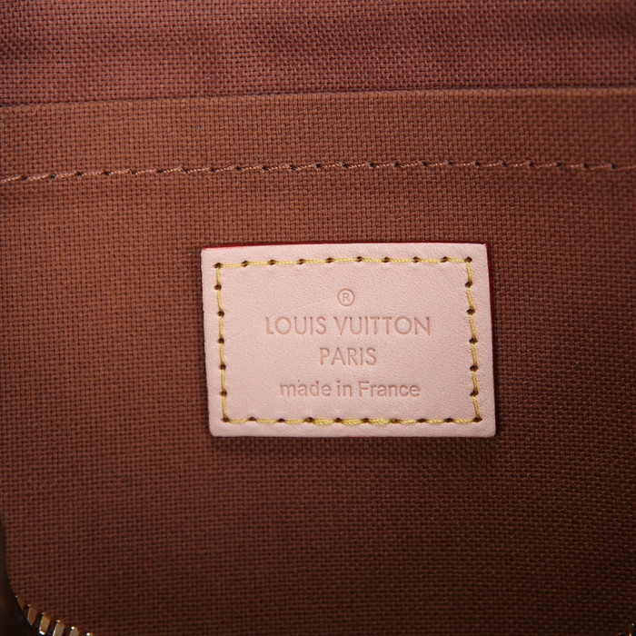 Lou1su1tt BAG 18 x 12.5 x 10cm
