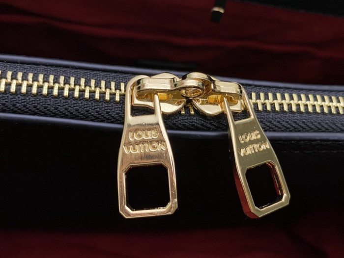 Lou1su1tt BAG