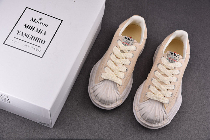 Ma1s0n MIHARA YASUHIRO SNEAKER