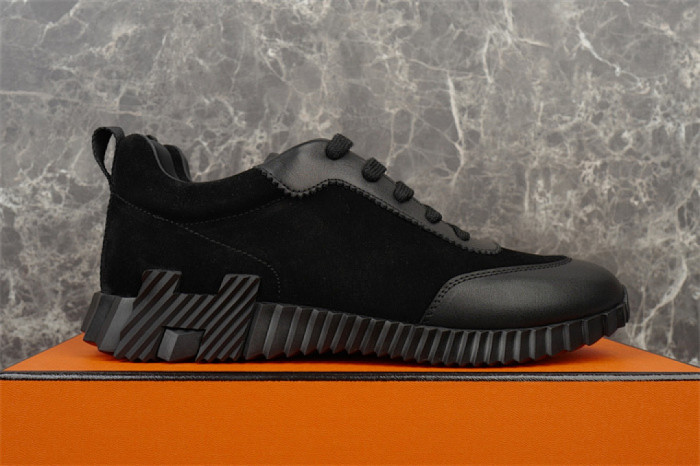 H**me5 Sneaker