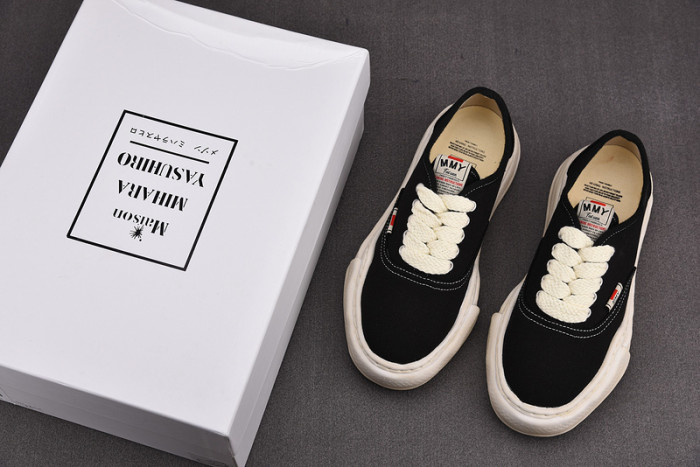 Ma1s0n MIHARA YASUHIRO SNEAKER
