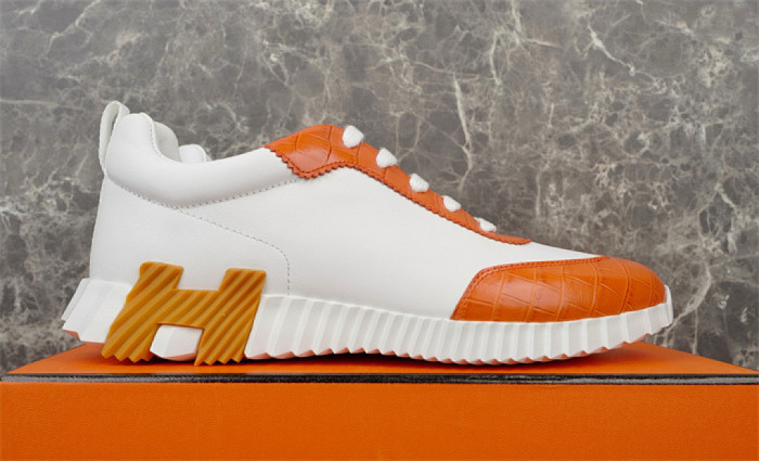 H**me5 Sneaker