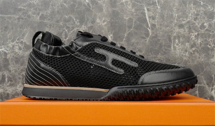 H**me5 Sneaker
