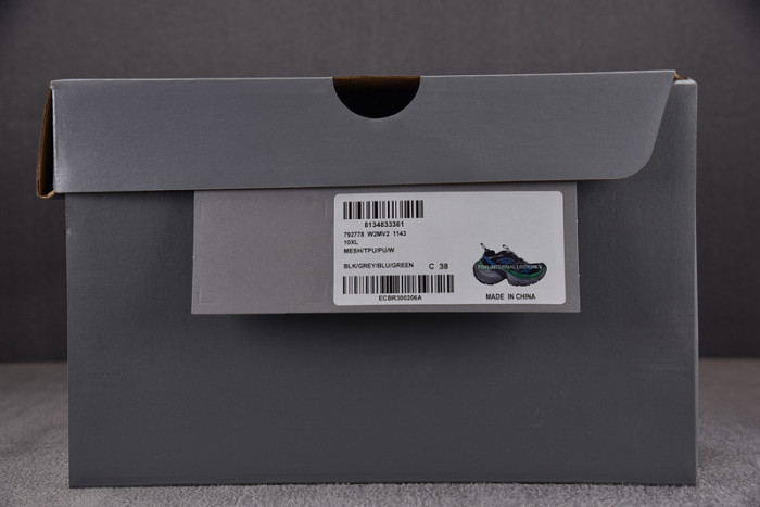 BLCG 10XL SNEAKER 792778 W2MV2 1143