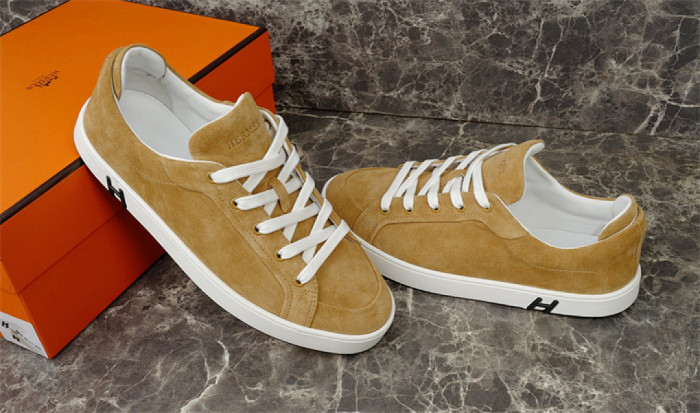H**me5 Sneaker