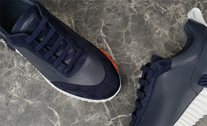 H**me5 Sneaker