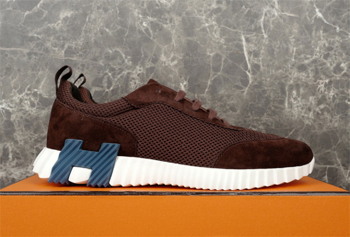H**me5 Sneaker