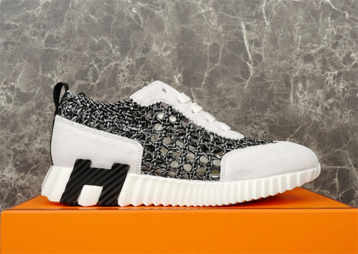 H**me5 Sneaker
