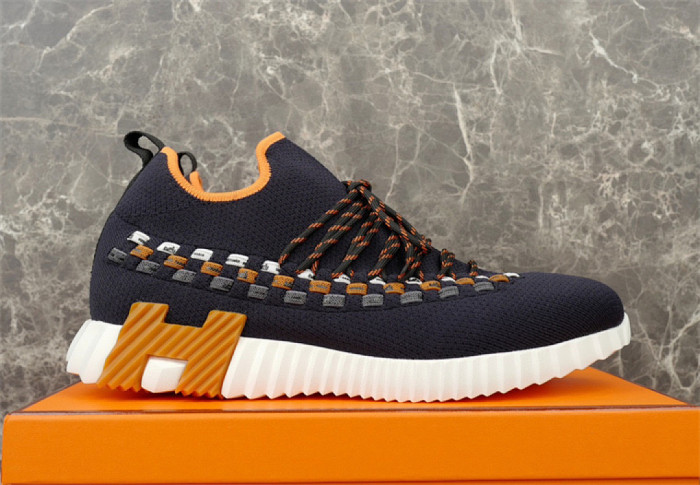 H**me5 Sneaker