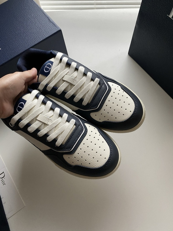 D10R B27 Sneaker