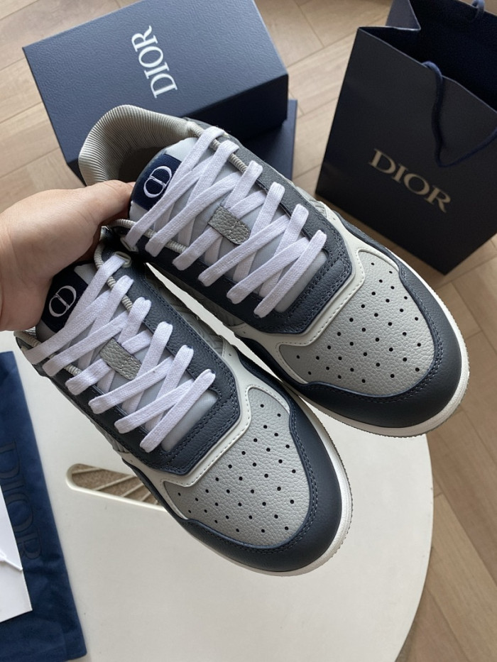 D10R B27 Sneaker