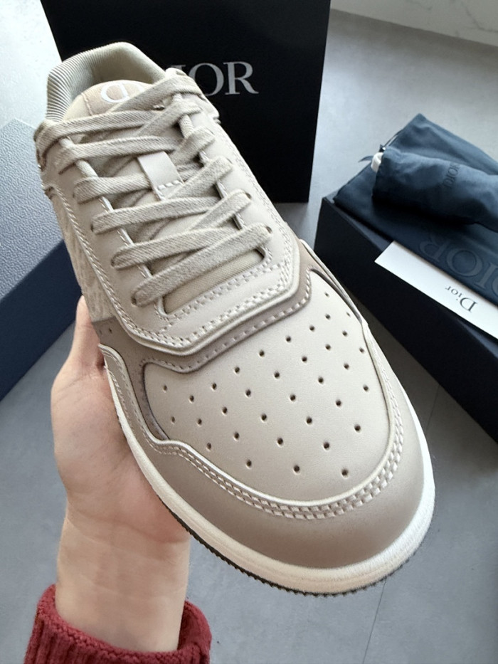 D10R B27 Sneaker