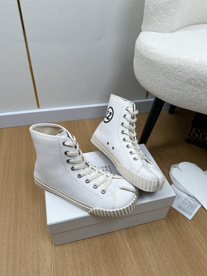 Ma1s0n Marg*e1a Tabi High Top