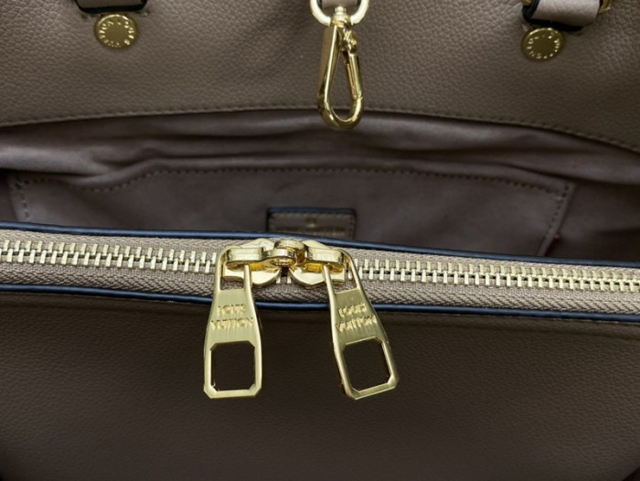 Lou1su1tt BAG