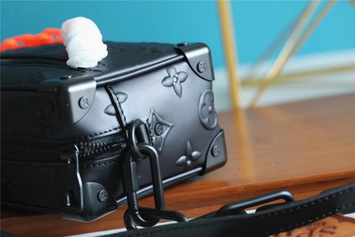 Lou1su1tt BAG