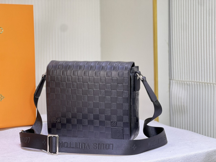 Lou1su1tt BAG