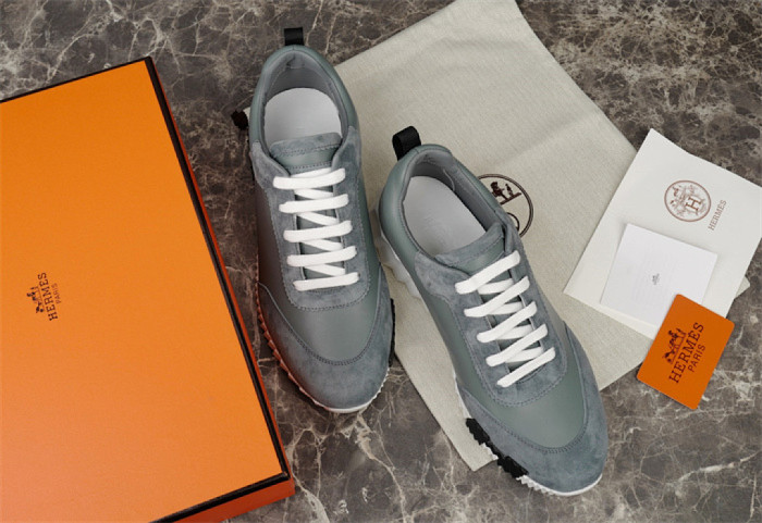 H**me5 Sneaker
