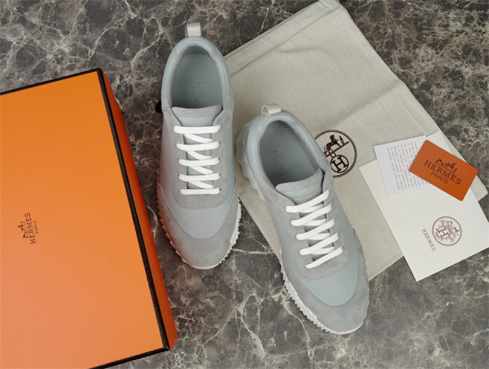 H**me5 Sneaker